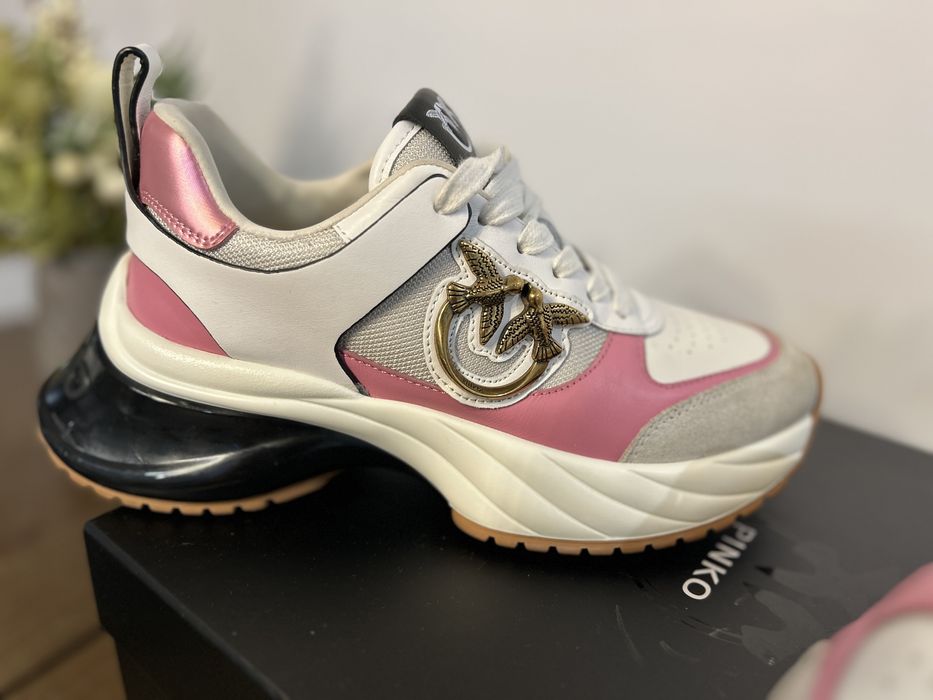 Сникърси Pinko Ariel