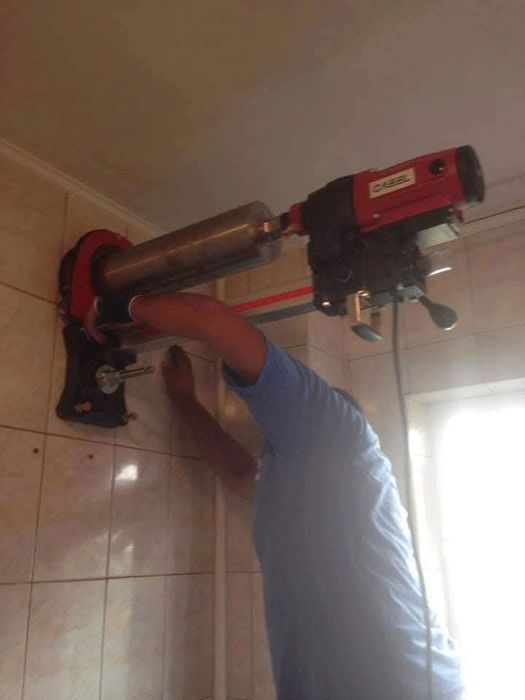 Găuri prin carotare beton, cărămidă, zidărie – servicii profesionale