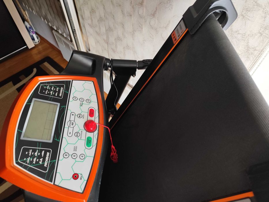 Бягаща пътека Kondition HM-1300