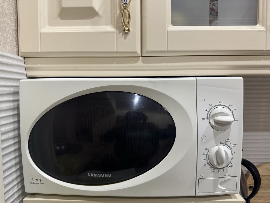 Микроволновка в хорошем состоянии