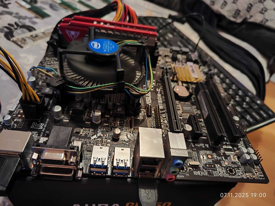 Комплект Intel G4500, Asus B150M - C, RAM 8GB DDR4 2800