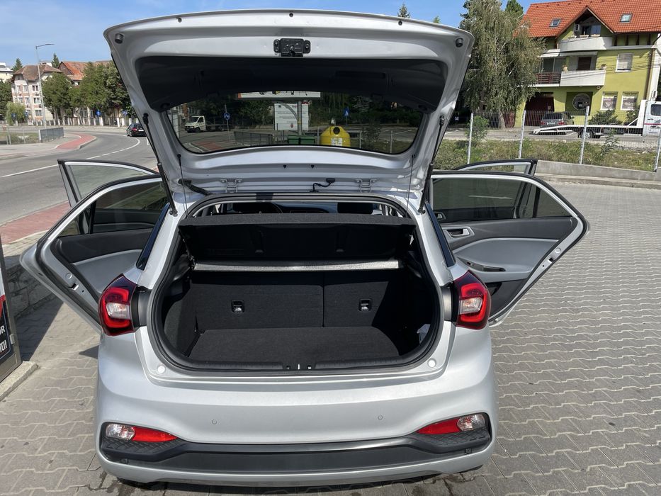 Vând Hyundai i20 - 2019 Led Line