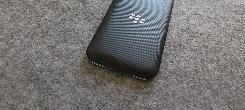 Telefon Blackberry classic codat