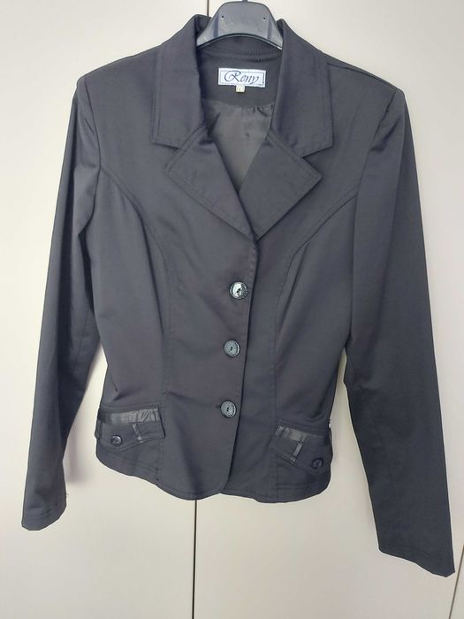 Дамско черно сако