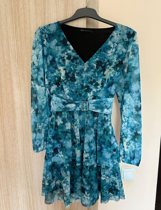 Флорална рокля Mohito