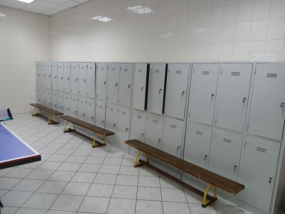 Шкафлар давать ташкилот лар учун металичиский урхивний адежний