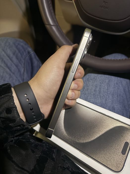 IPhone 15 pro max 256gb sim