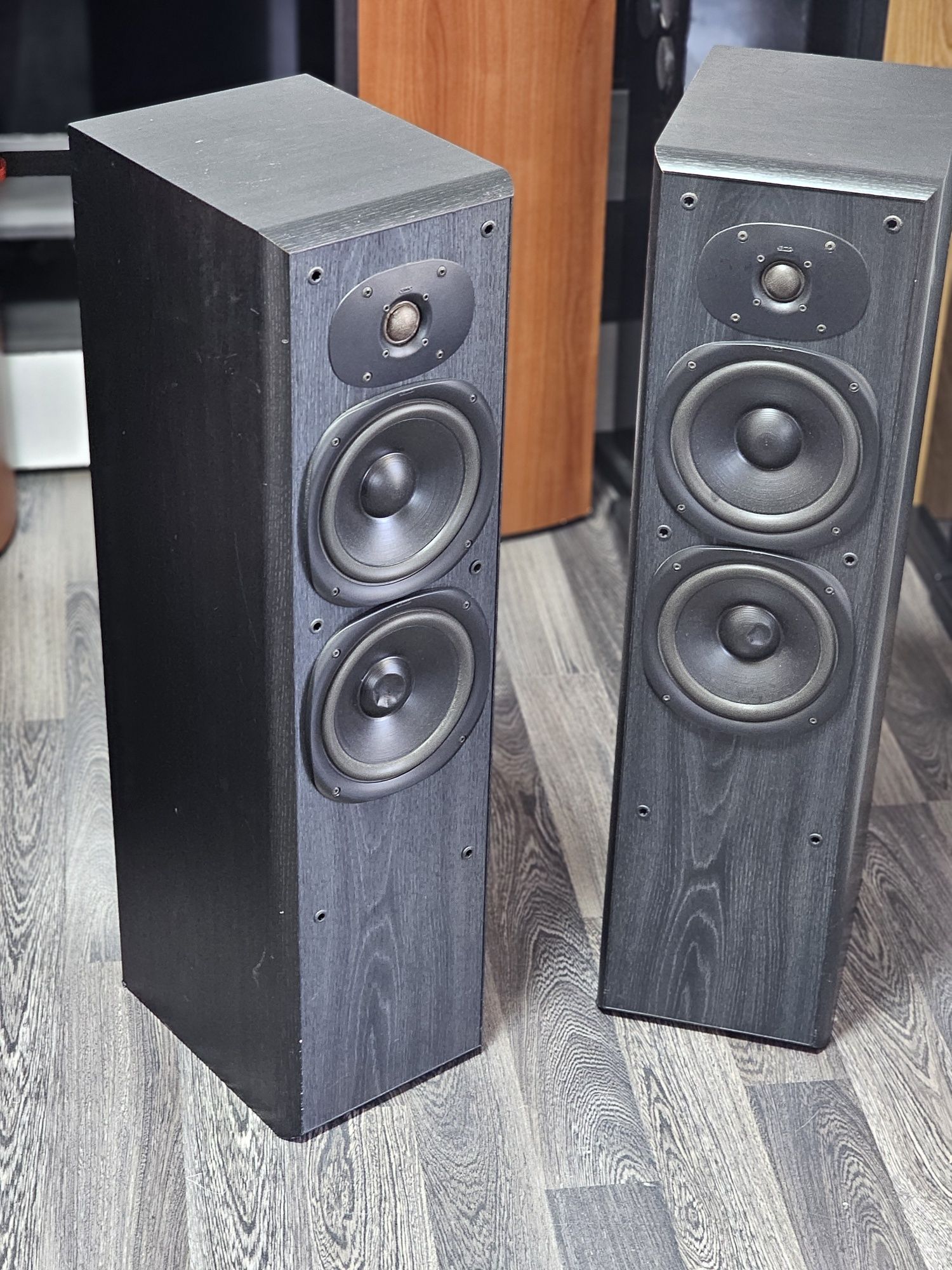 Boxe de podea Jamo Cornet 175