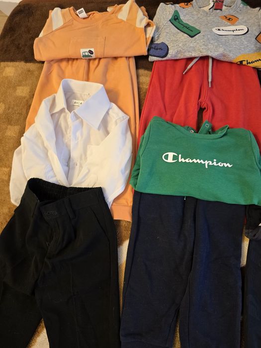 Vând hăinuțe băiețel 1 an