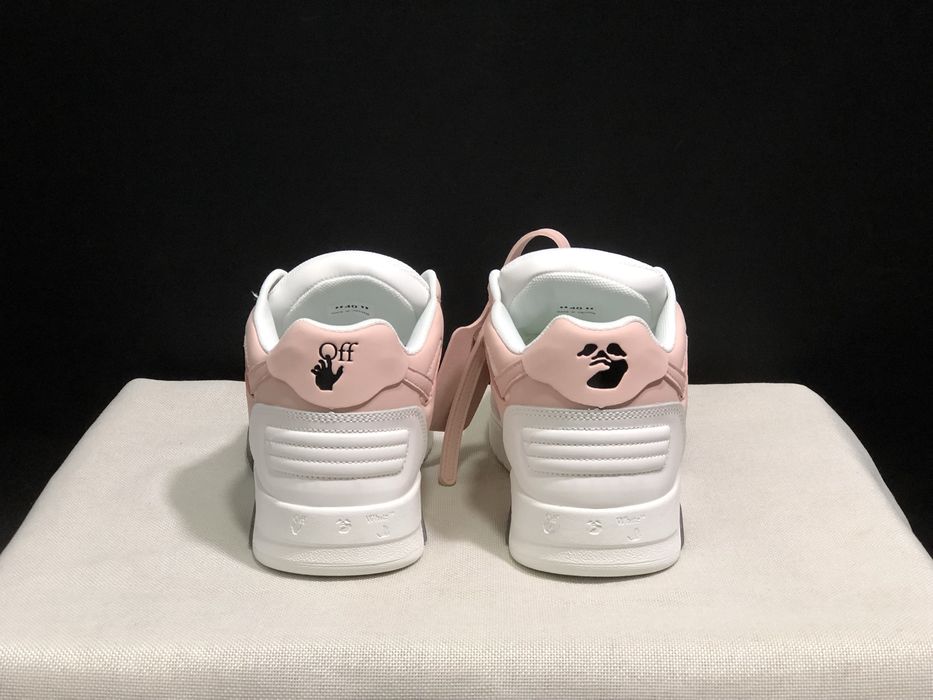 Off White Out off office 2025