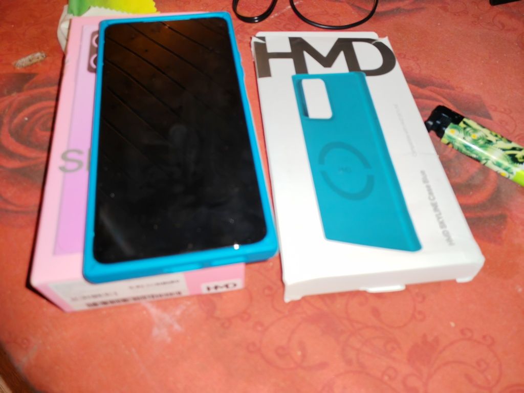 HMD Skyline Cyian color, 12gb Ram, and 256gbROM!