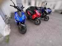 Inchiriere  for rent  scutere NOI Tazz Glovo Bolt 125cc/49cc remorci