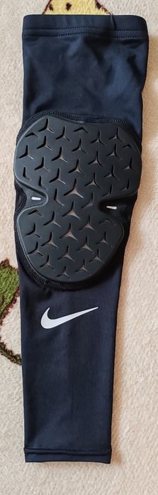 Ръкави Nike speed и Nike strong elbow