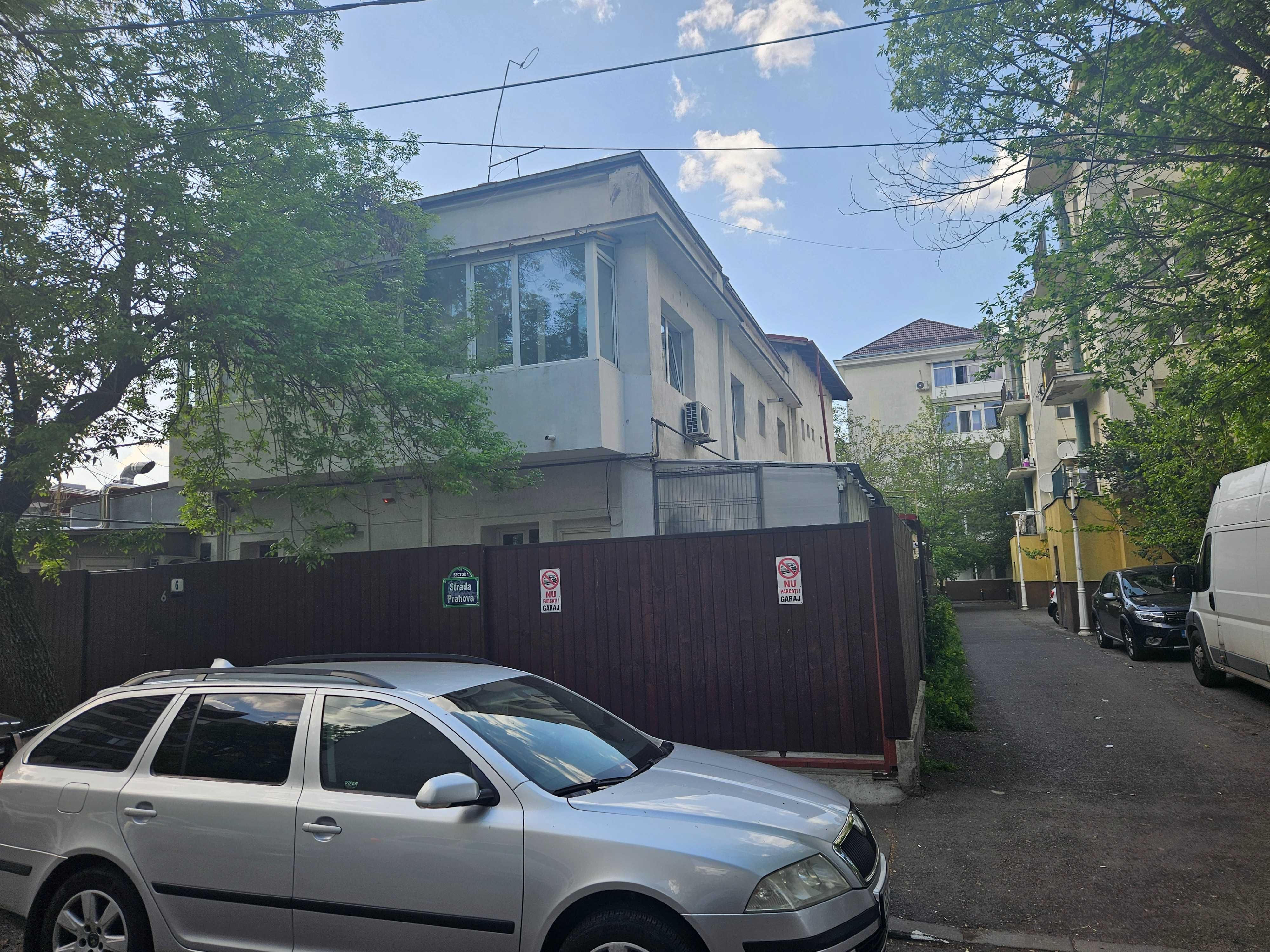 INCHIRIEZ spatiu birou vila