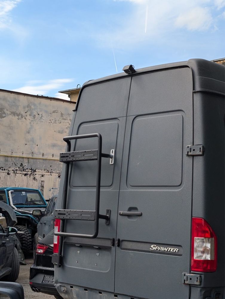 Mercedes Spinter, Volkswagen Crafter, Ford Transit, suporti usi spate
