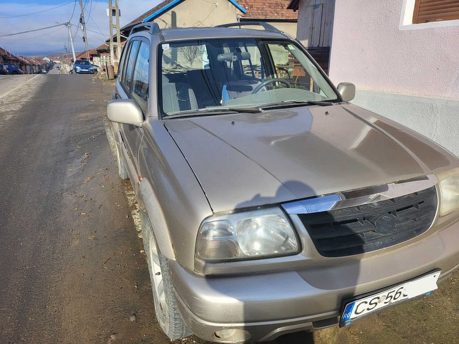 Vând Suzuki Grand Vitara 2.5 V6