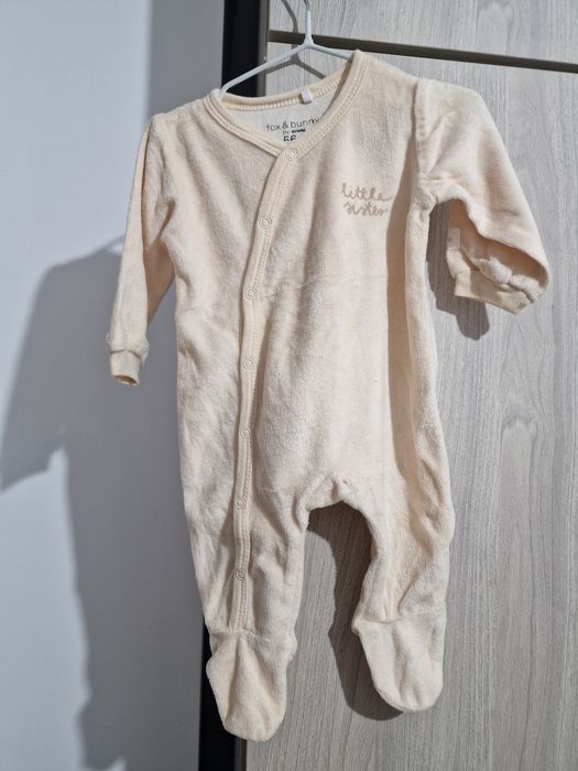 Vând articole fetita 0-3 luni