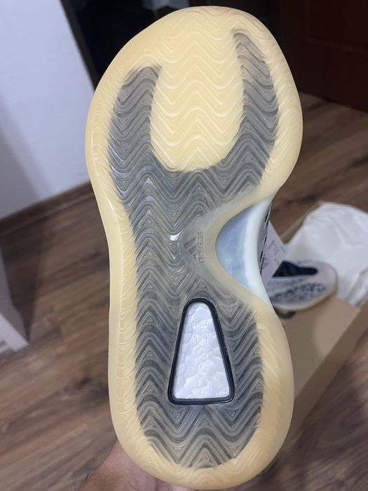 Adidasi Yezzy turcoaz marin