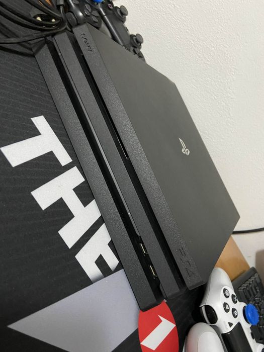 Ps4 Pro 1tb memorie