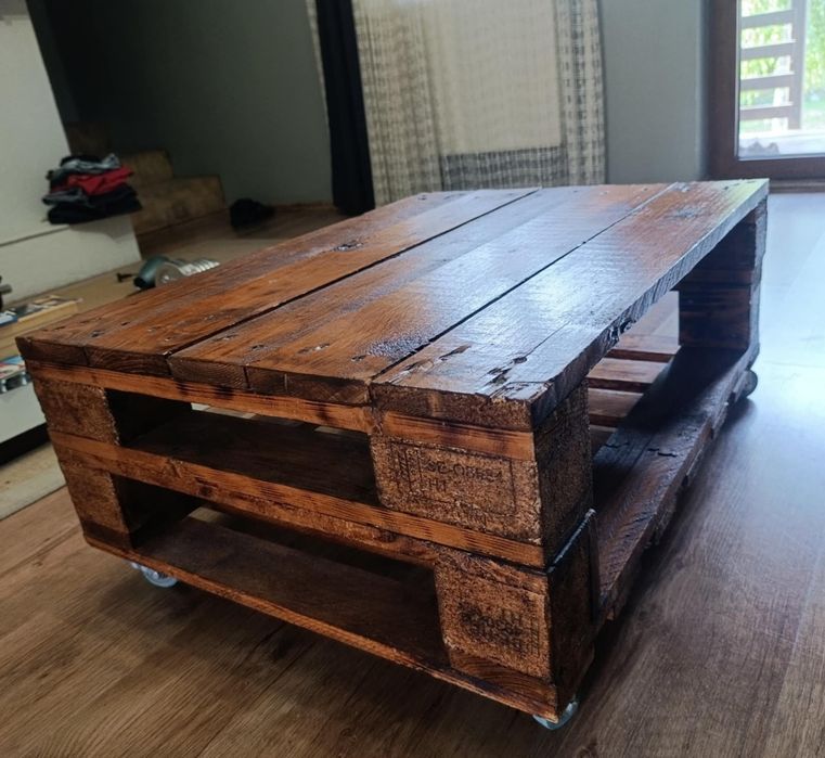 Vând măsuță de cafea