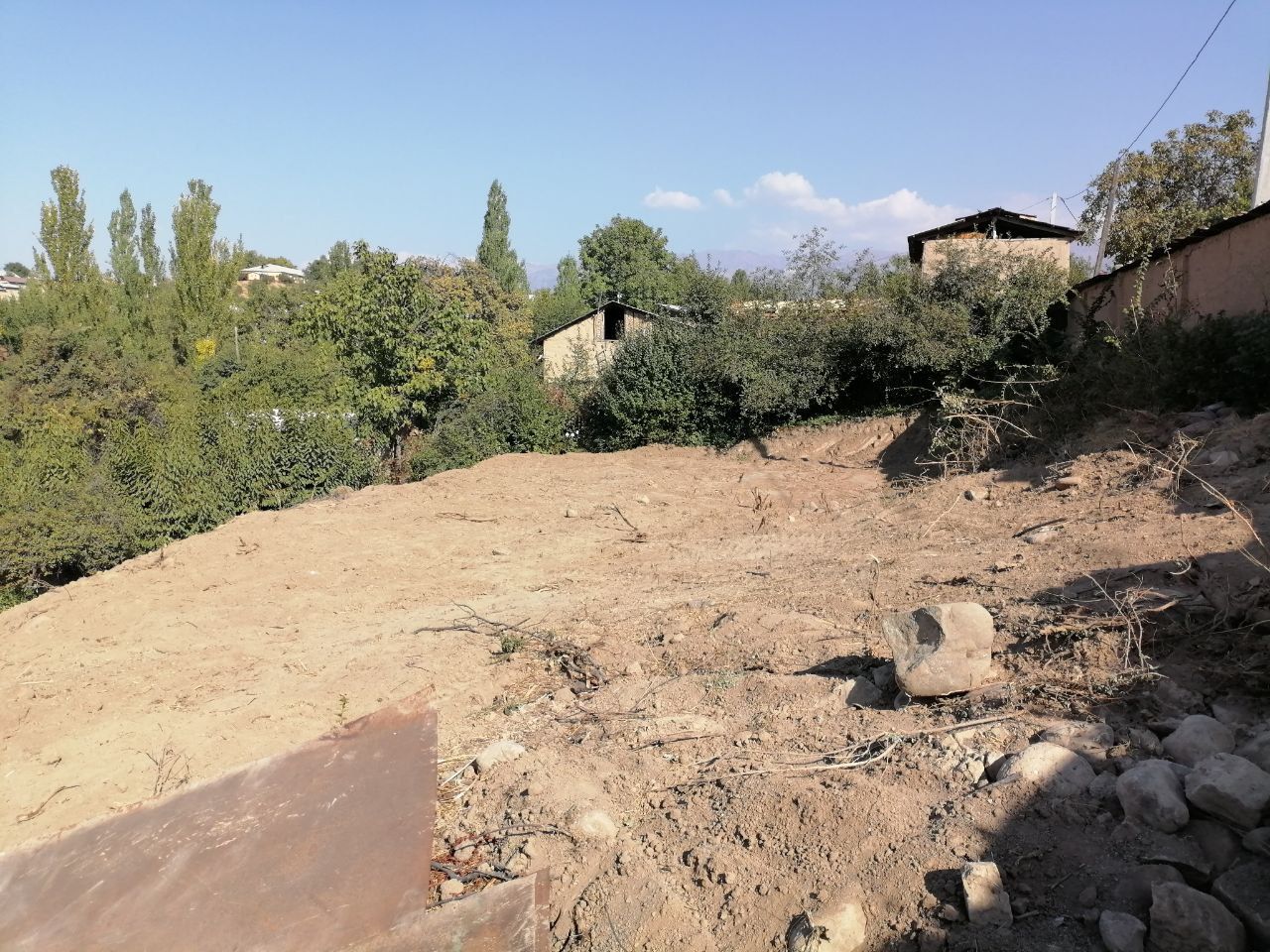 Toshkent viloyati Parkent tumani Changi qishloqgʻida Yer sotiladi