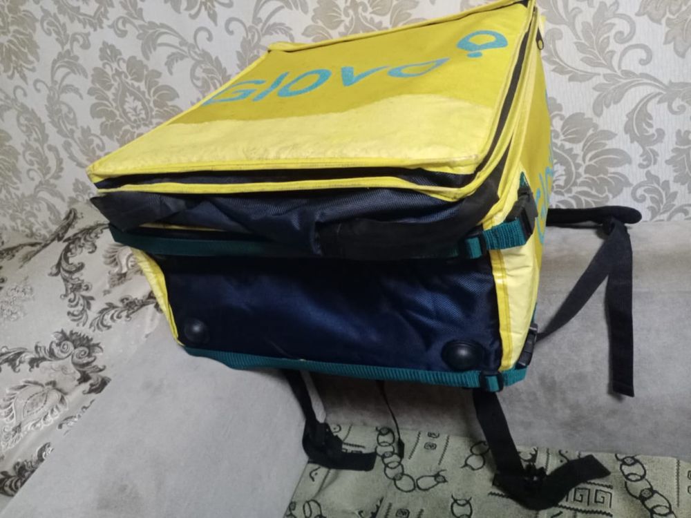 Glovo Backpack delivery