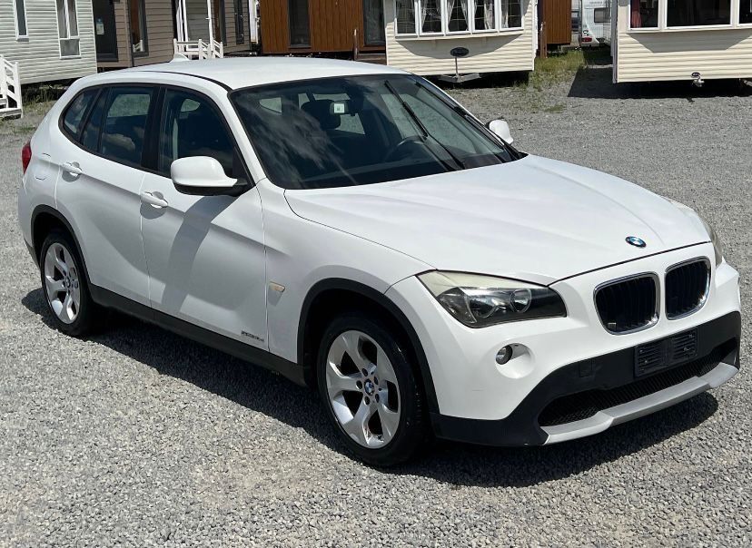 Vand Bmw X1 2.0d automat recent adus