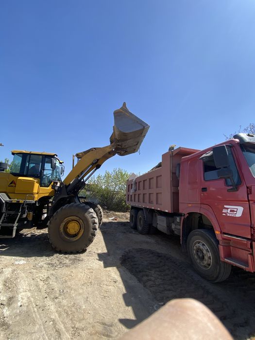 Услуги вывоз мусора и снега.Погрузчик+самасвал