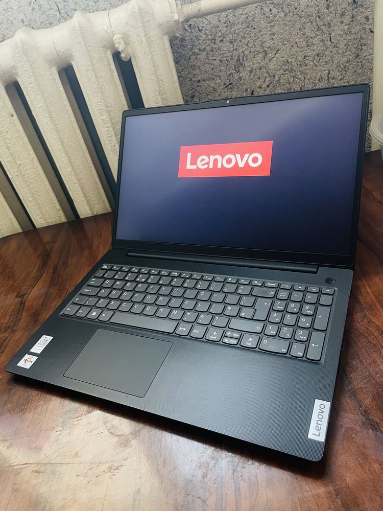 Lenovo noutbuk holati ideal kam ishlagan