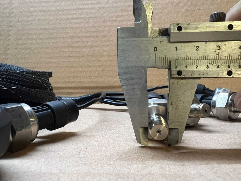 Indicator de presiune aer cu afisaj led pentru perne aer cu 5 senzori