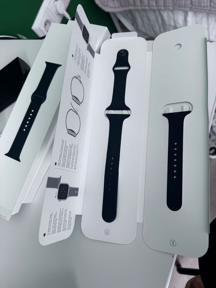 Apple Watch SE 44mm (2nd Gen)