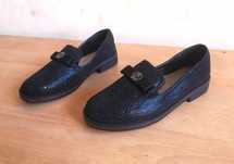Pantofi marime 34  .