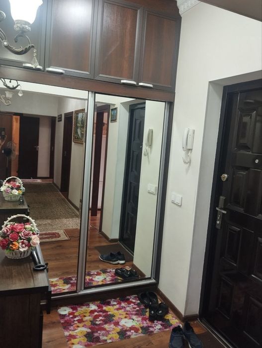 Продаётся 4х комнатная квартира Чилонзор Ц квартал