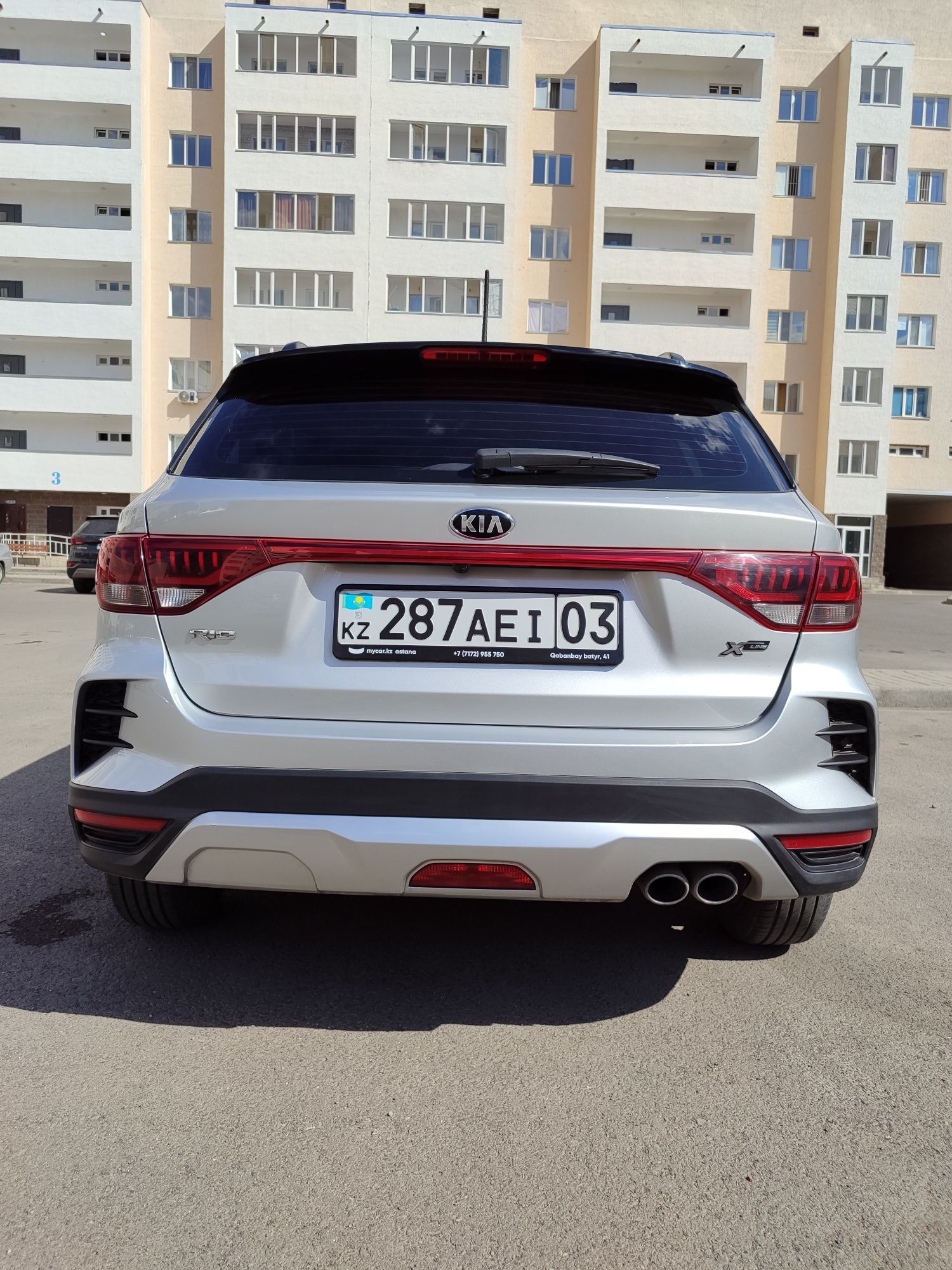 Продам автомобиль  Kia Rio X-line-рестайлинг 2020г.