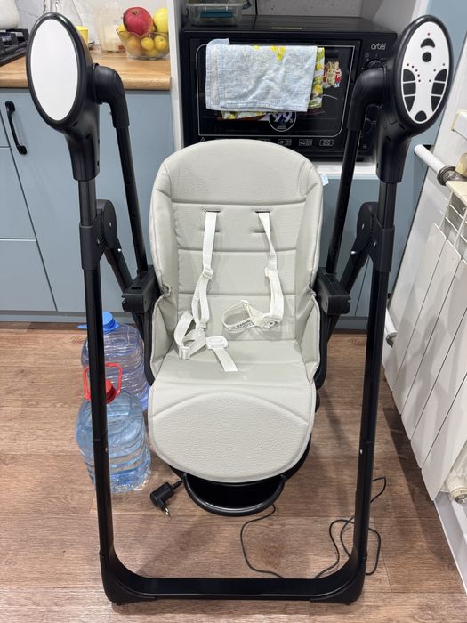 Срочно продам стульчик для кормления