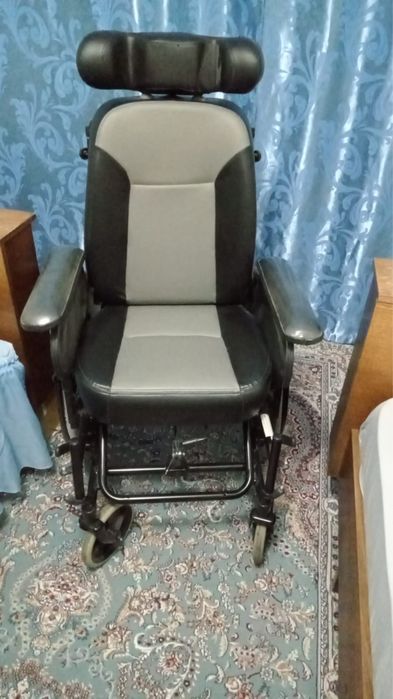 Коляска инвалидная