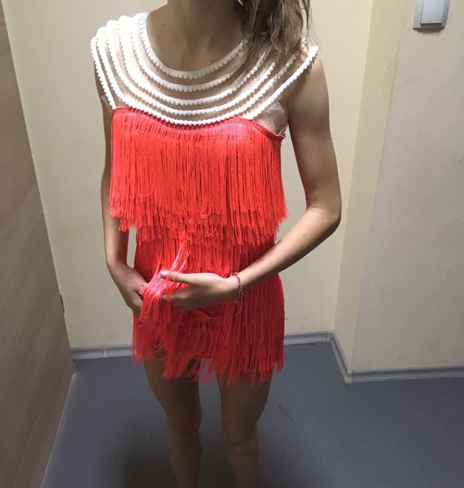 Рокля за спортни танци