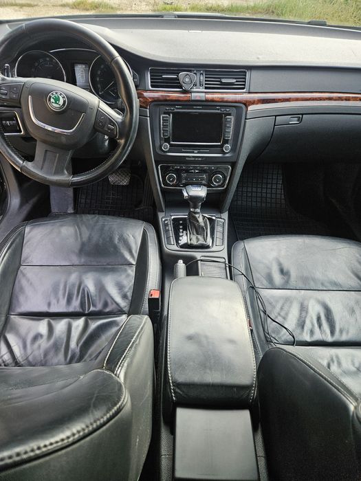 Skoda Superb 2.0 140cp automata