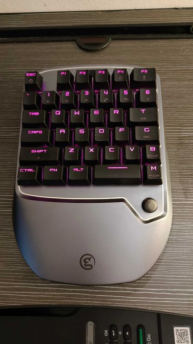 Tastatura Mecanica Wireless Gamesir VX2 PS4/PS5 (joc PS4)