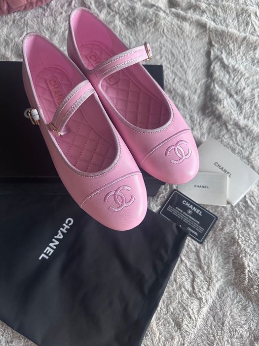 Обувки Chanel marry janes