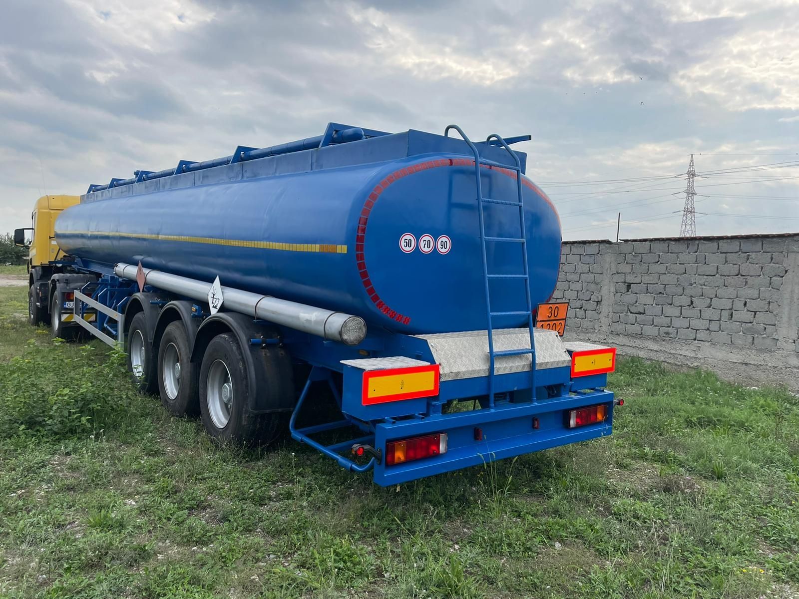 Semiremorca cisterna 30000l Automecanica