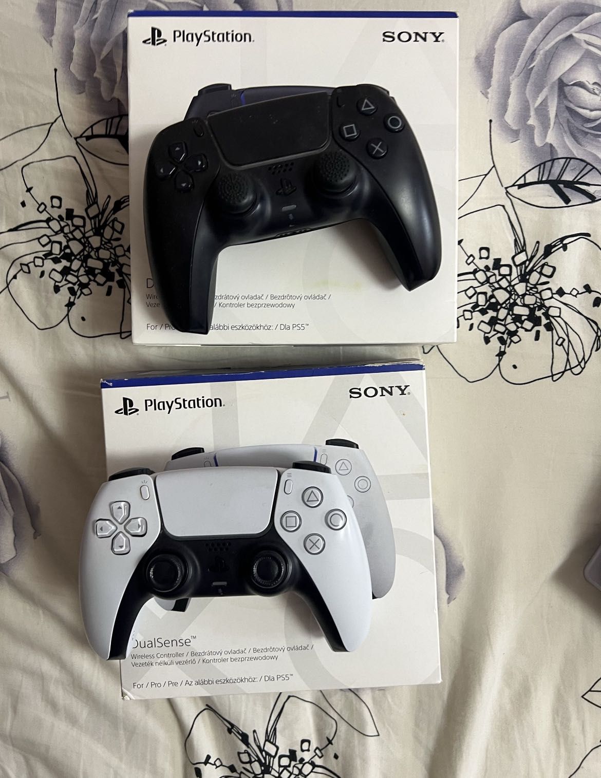 Ps5 playstation 5 С два джойстика и игри