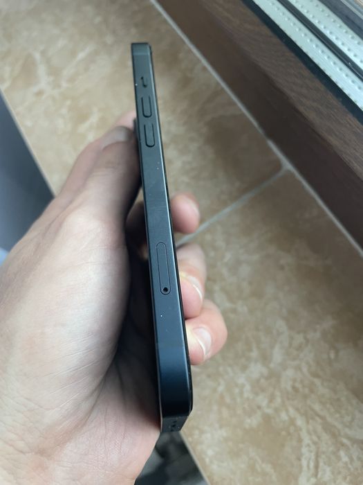 Carcasa iPhone 13 originala