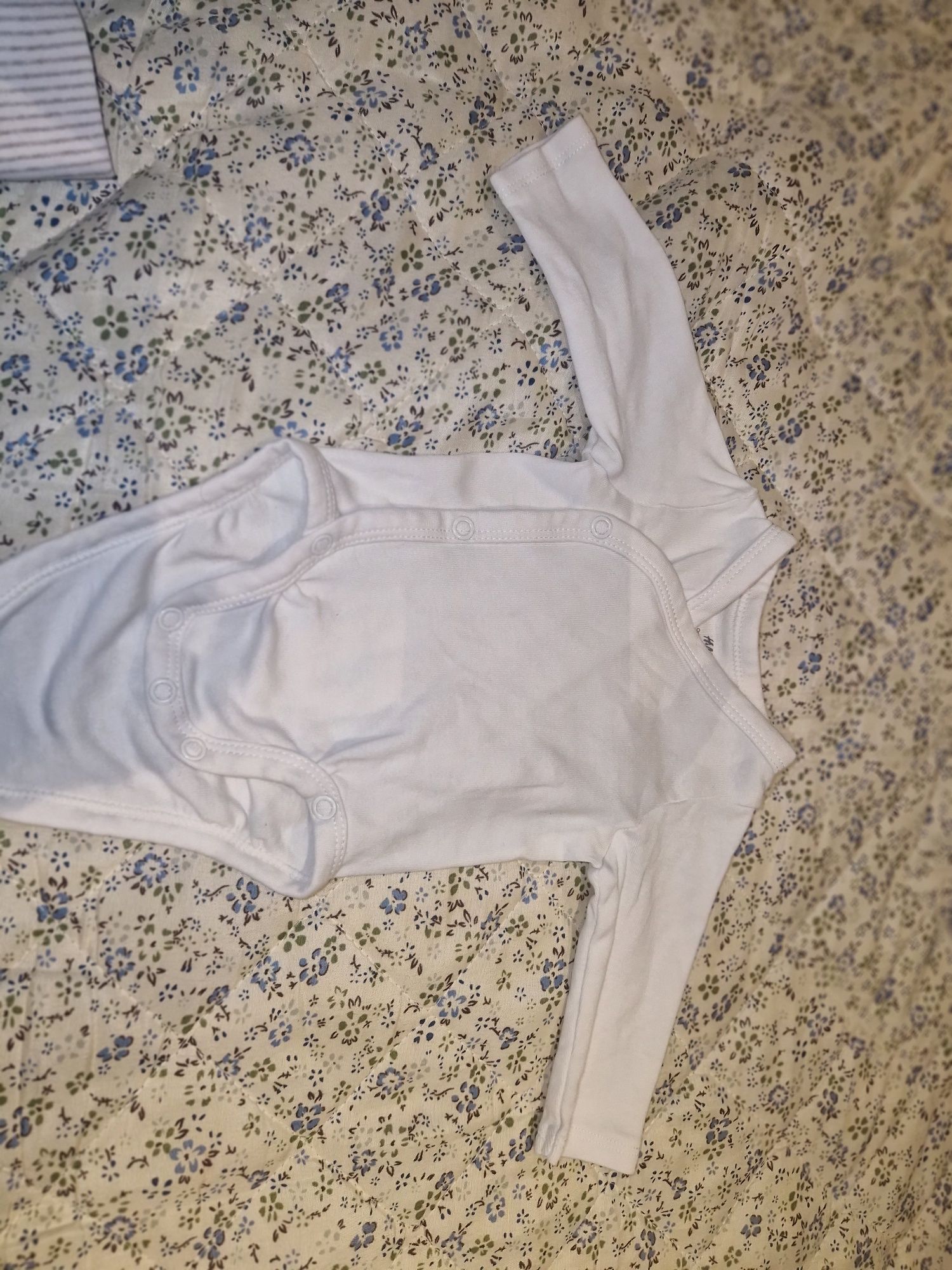 3 бр. Бебешко боди с дълъг ръкав H&M