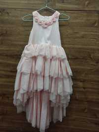 Вечернее платье нежно розового цвета