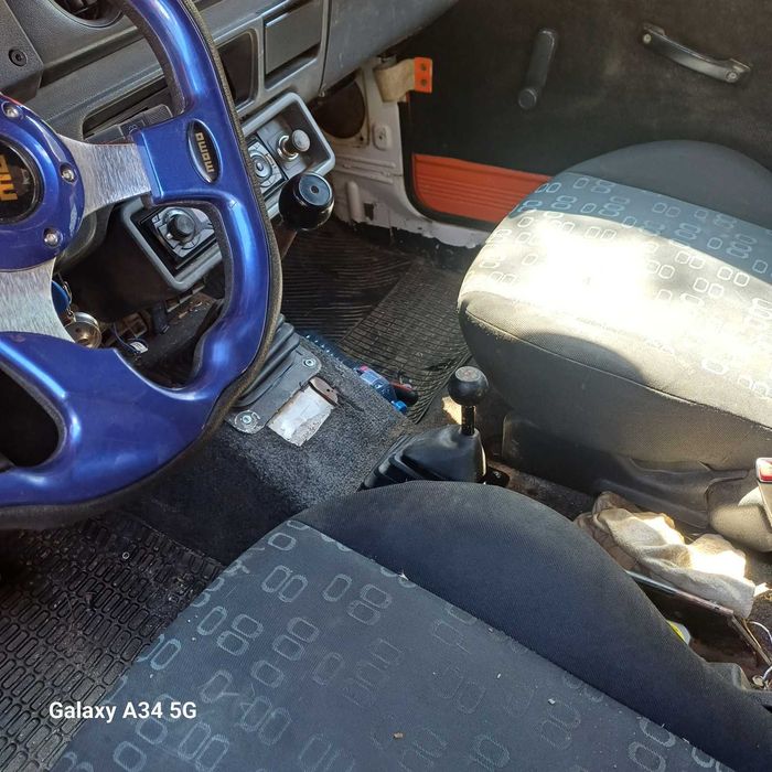 Продава се Suzuki Santana, всичко е изрядно.