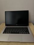 **Laptop Huawei MateBook D14 de vânzare**
