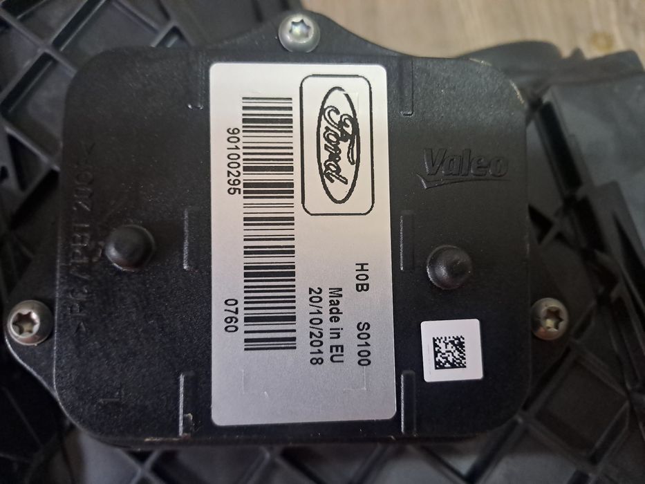 Ford Kuga фар xenon led