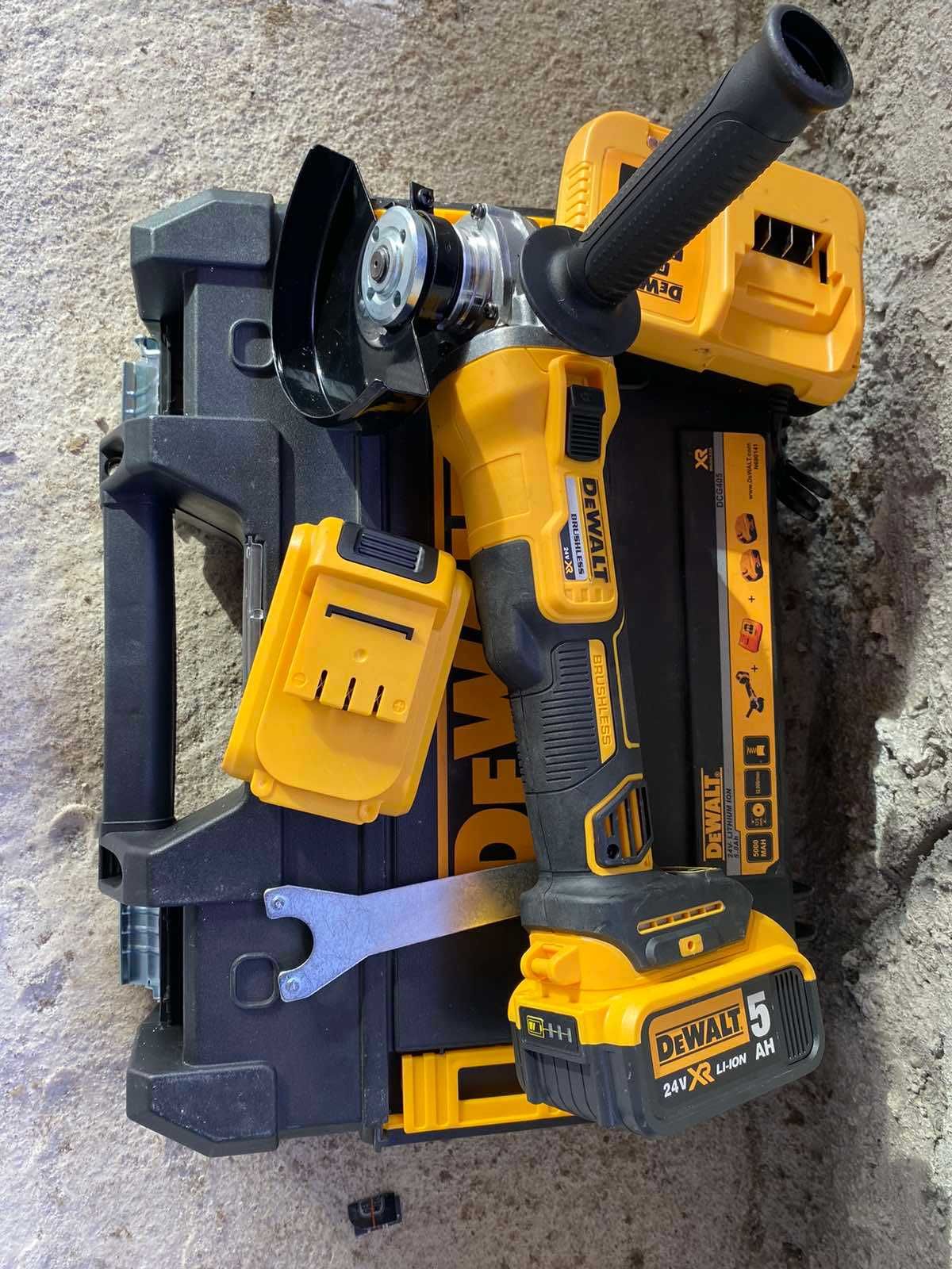 Акумулаторен ъглошлайф DeWalt PRO 36V 8Ah TSTAK Девалт ФЛЕКС