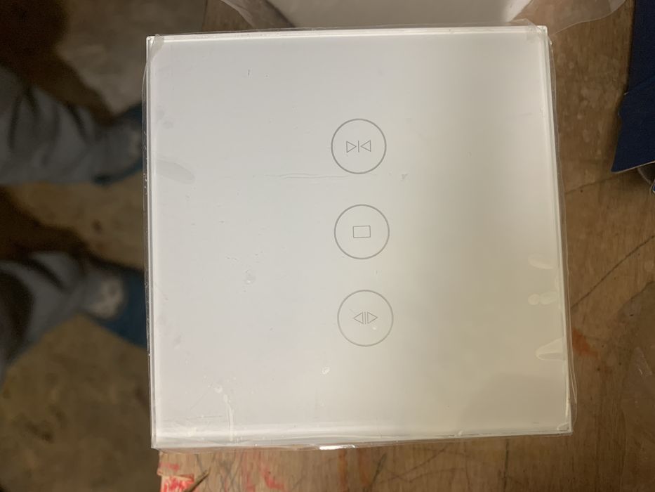 Intrerupator draperi